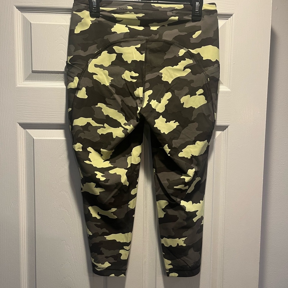 lululemon athletica Green and Brown Leggings High Waist Camouflage